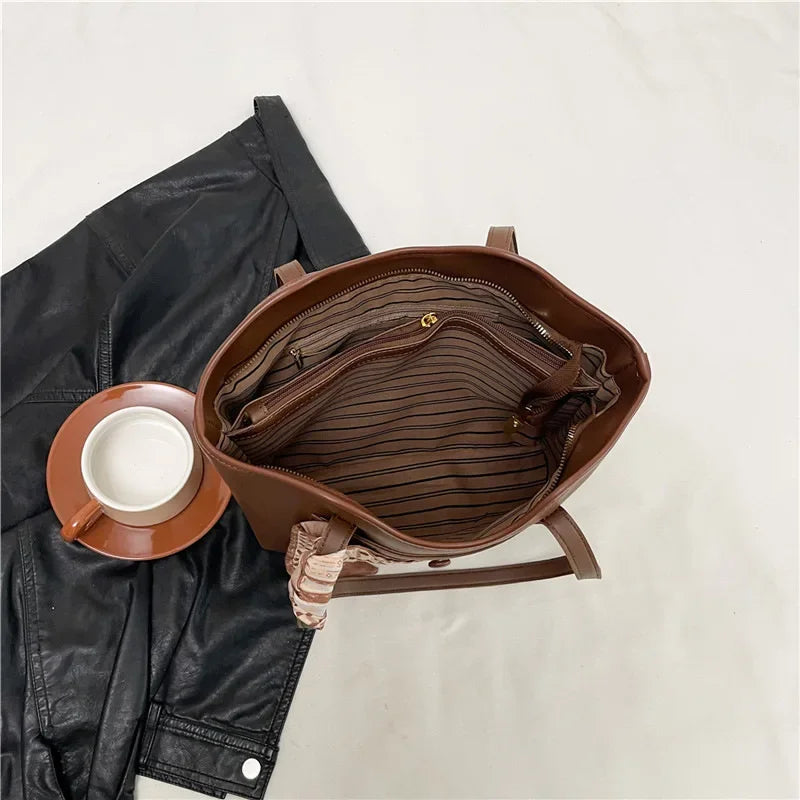 Women's Tote Bags 2025 New Retro Casual Commuting Large-capacity Shoulder Bags for Women, High-end Handbags